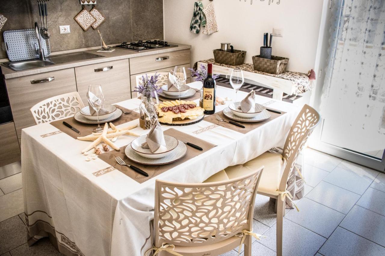 Casa Elena Appartement Portoscuso Buitenkant foto