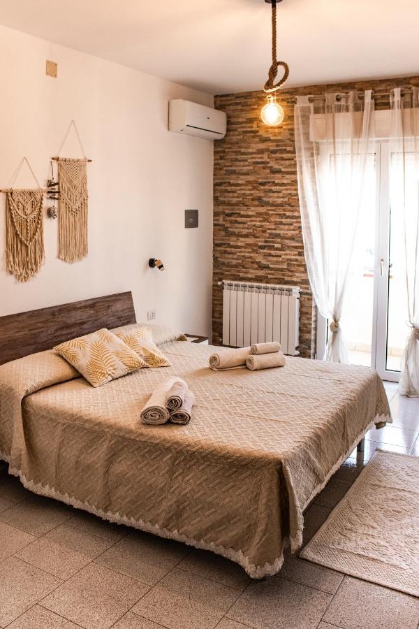 Casa Elena Appartement Portoscuso Buitenkant foto